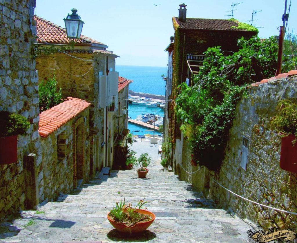 By The Sea In Scario Appartement Buitenkant foto