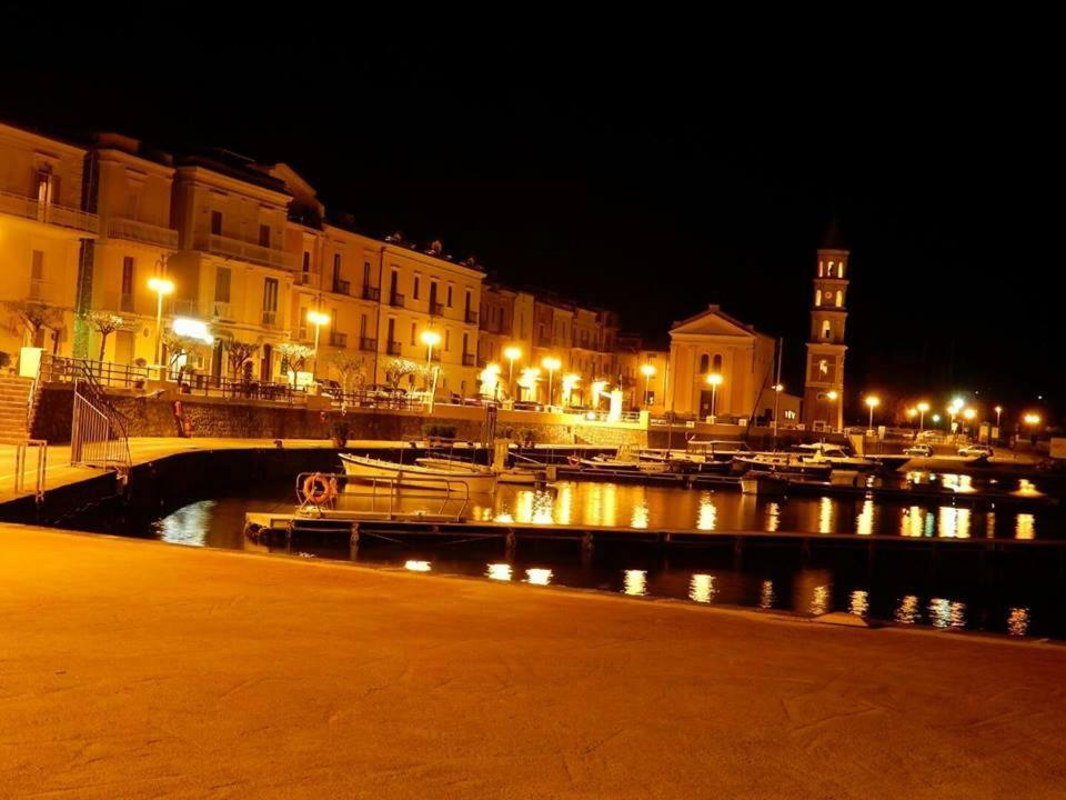 By The Sea In Scario Appartement Buitenkant foto